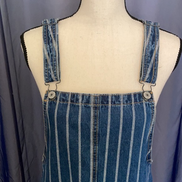 Sky and Sparrow Overall Dress - Picture 2 of 6